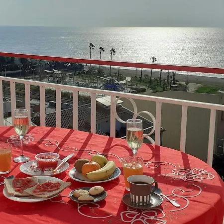 Terraza Al Mar Daire