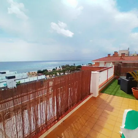 Terraza Al Mar Pineda De Mar